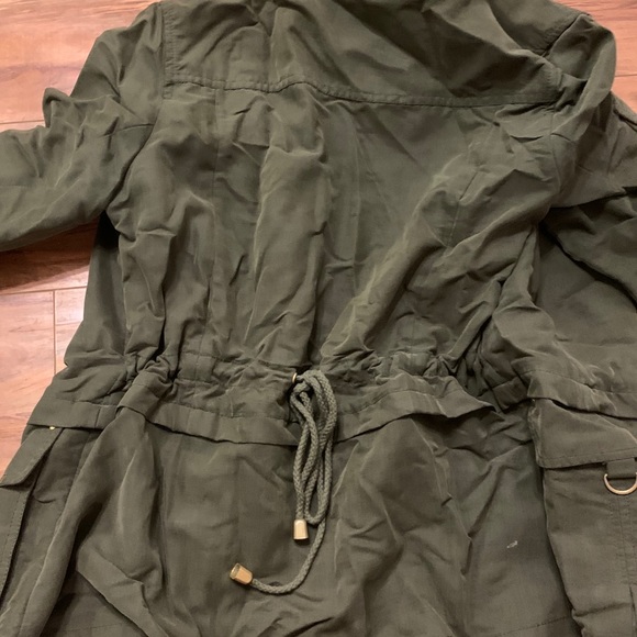 Jacket - Picture 2 of 3